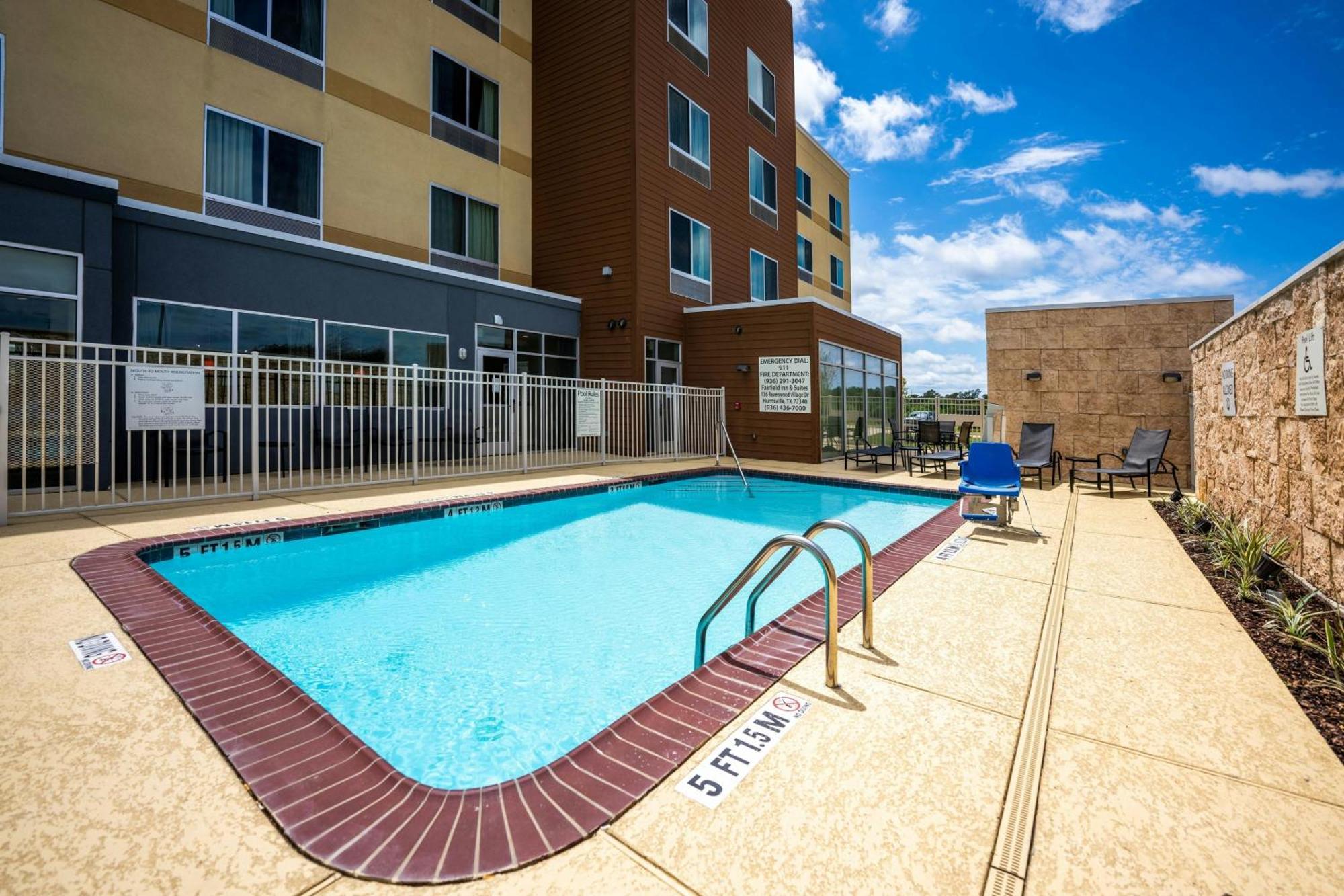 Fairfield Inn & Suites By Marriott Huntsville Exteriör bild